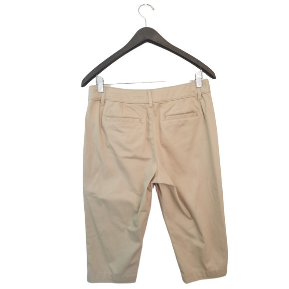 St. John's Bay Petite Women's Capri Bermuda Shorts Size 8P,‎ Inseam 17 in - Picture 2 of 10